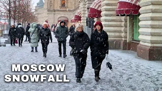 Walking in Red Square & GUM Shopping Mall in Winter