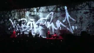 Roger Waters (HD) - The Wall (Live) - "Run Like Hell"