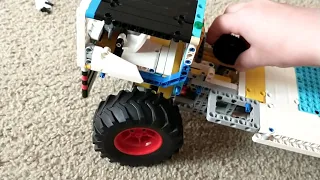 Lego Technic racing truck moc