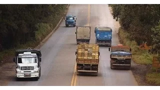 CAMINHÃO É ASSIM MESMO - João Mineiro e Marciano