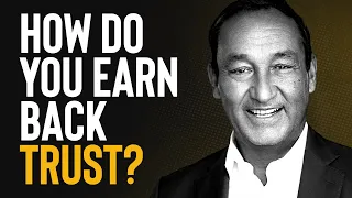 Former CEO of United Airlines Oscar Munoz on What Nobody Tells You About Leadership