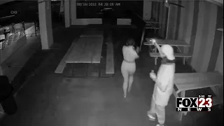 Video: Tulsa’s Park Plaza South Pool burglary caught on camera | FOX23 News Tulsa