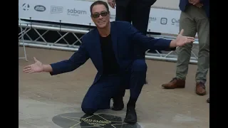 Jean-Claude Van Damme onthult ster op dijk Oostende