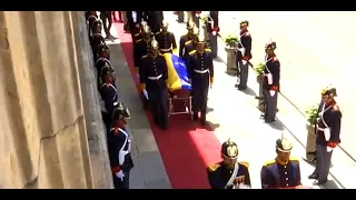 Así fue la llegada del féretro del maestro Fernando Botero al Capitolio