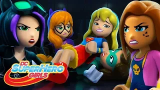 LEGO DC Super Hero Girls: Super Villain High | Första 10 minuterna