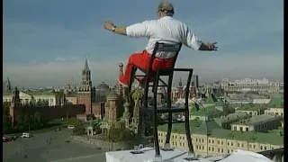 Rare Anthem Moment: Henri Rechatin Balance on a Chair Moscow Clock Chimes Patriotic Song 5 Oct 1996