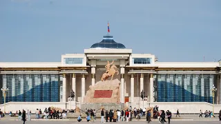Россия пытается повлиять на выборы в Монголии. Война скоро закончится.