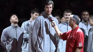 Badgers men's basketball team gets rousing sendoff at Kohl Center