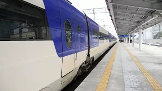 상봉역에 들어오는 경강선 KTX-산천 - KTX-Sancheon Train in Sangbong Station