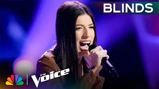 Seventeen-Year-Old Hits Incredible Notes on Kelly Clarkson's "The Trouble With Love Is" | The Voice