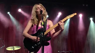 Wolf Alice – No Hard Feelings, Live at the Bourbon Theatre, Lincoln, NE (4/11/2022)