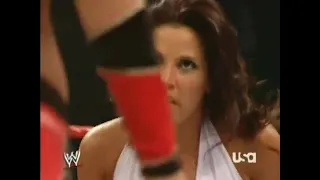 2007 10 01 RAW Mickie James vs Melina