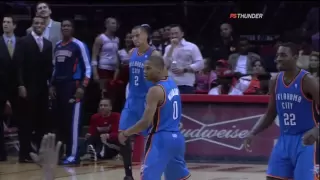 Russell Westbrook dunk vs Rockets - Thunder @ Rockets 11/28/10