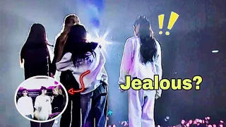 Jennie making Lisa jealous and Lisa say "saranghae" to Jennie? 🤔