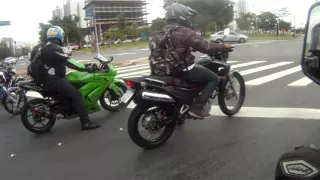 Jonas Gravando 3 motos e um Peugeot 206 acelerando!