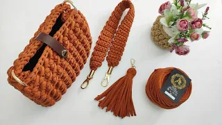 A simple crochet pattern and you get a beautiful bag quickly and easily. beginner lesson