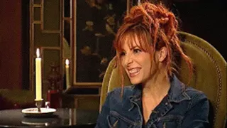 [B-Roll] Mylène Farmer - Interview Le Mag [MCM 2000] (Rushes Inédits M6)