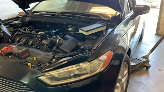 Transmission service and level 2013 Ford  fusion