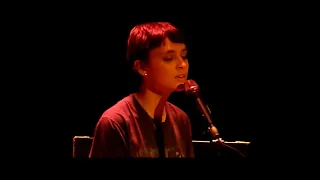 Pomme - Un Million (live @ Melkweg Amsterdam 15.04.2023) 4/7