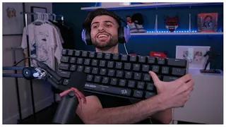 SypherPK Bought The Worlds Largest Keyboard..