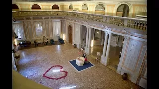 The most romantic engagement at the palace in Venice Italy