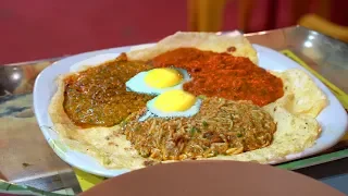 Omelette Triple Hungama  || Cheesy Triple Taste Egg Curry || Surat Street Food