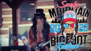 Smoky Mountain Bigfoot Festival 2022 Townsend Tennessee Sasquatch Mini Kiss Yankee in the South