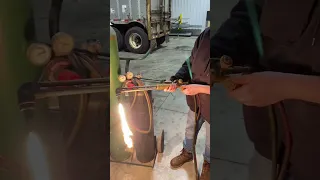 Lighting a oxygen and  ￼acetylene cutting torch