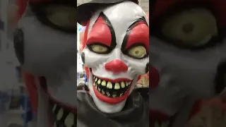 Crazy Clown Animatronic @ Lowes _  Halloween 2022