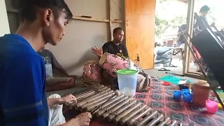 Latihan calung/angklung