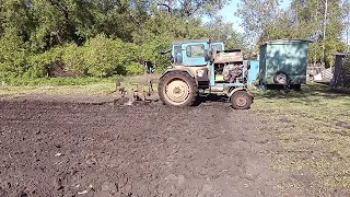 Самодельный трактор из советских запчастей.