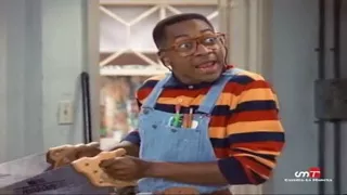 Steve Urkel hiperactivo (Cosas de Casa)