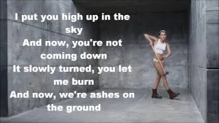 Miley Cyrus - Wrecking Ball (Lyrics)