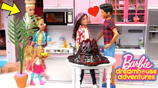 Barbie Dreamhouse Science Experiment & Sister Spies!