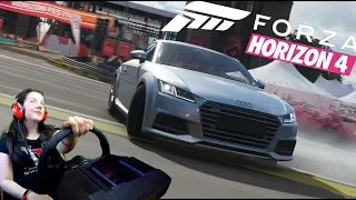 Алинка гоняет в Forza Horizon 4 на руле Fanatec ClubSport