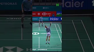 Longest rally! (47 shots) Viktor Axelsen vs Loh Kean Yew | Malaysia Open 2024 R32 #shorts #badminton