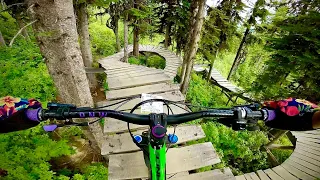 ROLLERCOASTER FOR A MOUNTAIN BIKE?? | Kicking Horse Bike Park | Golden, BC
