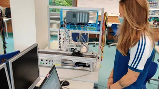 Lernen im Automationslabor an der Oskar-von-Miller-Schule in Kassel