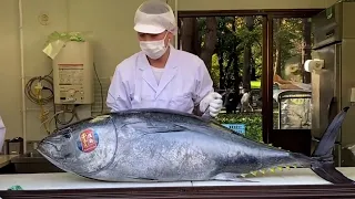 FOR LOVERS Street Tuna Dismantling Show - Cutting Skills