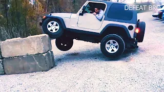 Man Tries To Park Jeep On Wall and Fails - Fails Compilation | DEFEAT BRO |