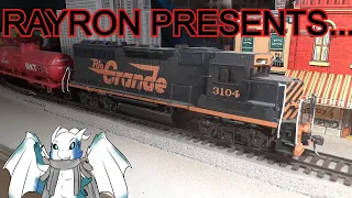 Mini Railfanning: H.O.  DC Rio Grande freight train