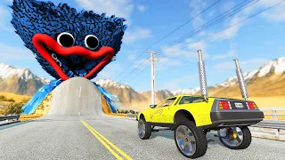 Escape From The Huggy Wuggy | Car VS Giant Bulge With Huggy Wuggy | Horror Beamng Drive | TrainWorld