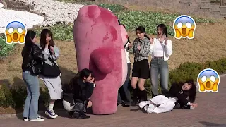 A Korean Girl FELL On Ground!! AWESOME Reactions!! Giant pink bear Prank