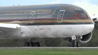 Royal Jordanian 787 Del. Wing wave. Oct.2014