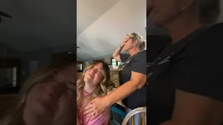 Mom has epic reaction to news of first grandchild 😂❤️