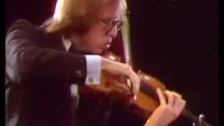Andrei Gavrilov and Gidon Kremer performing Shostakovich Sonata op.134 (Part II)