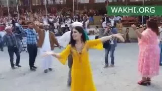 Chinese singer Laili performing Wakhi song in Gulmit, Gojal, Hunza