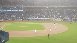 Edwin Diaz Entrance in the Rain at Citi Field - NY Mets vs Seattle Mariners - 2022-05-14