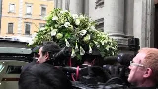 L'addio di Milano a Krizia, commozione ai funerali della stilista