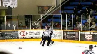 Nanaimo Clippers fight